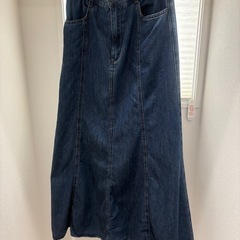 デニムスカート