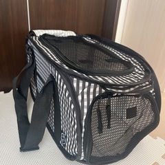 ペット用品 ペットキャリーバック 猫 犬 うさぎ 小動物  お出かけ 折りたたみ式キャリーバッグの画像