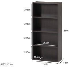 茶色の棚の画像