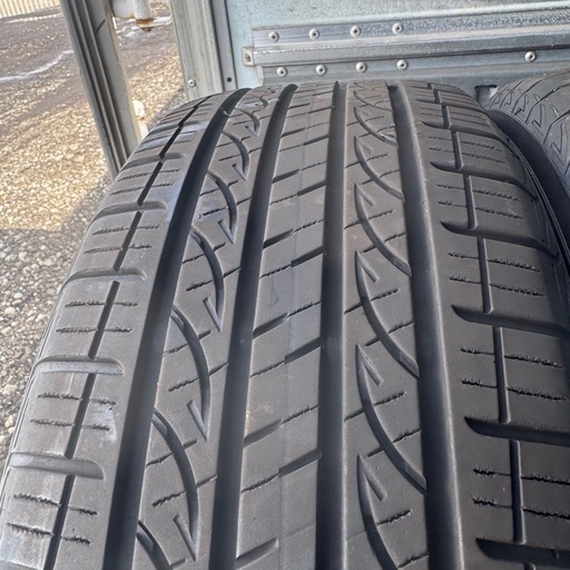 バリ山　YOKOHAMA ヨコハマ　AVID GT 235/55R19 2020年製　19インチ