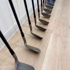 NIKE ゴルフバッグセットの画像