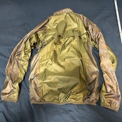 NIKE ナイキ ランニングジャケット ウインドブレーカー S カーキ 軽量 ジャケットの画像