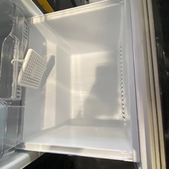 【無料】三菱 冷蔵庫146L MR-P15X-B 4階階段 今日〜引き取りできる方の画像