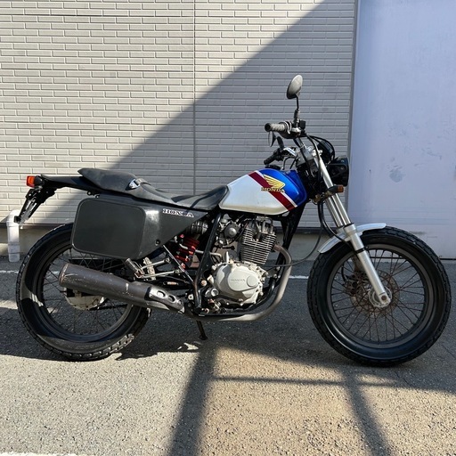 福山市瀬戸町　ホンダ CBR250R MC19 2型 ハリケーン ニハリ 実動 書類付 規制前45馬力 250cc 4気筒 吹け上がり良好 峠 膝スリ レストア カスタムにも HONDA ホンダ CBR250R MC19 ニハリ 実働 書類付き 吹け上がり良好 規制
