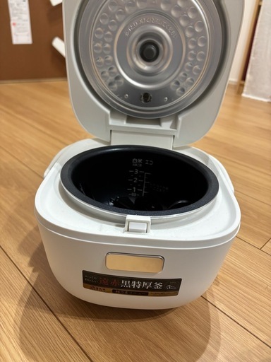 炊飯器（3号炊き）