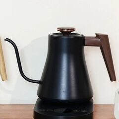 1℃単位 電気ケトル 温度調節/保温/消音/急速沸騰 70秒で1杯沸騰するの画像