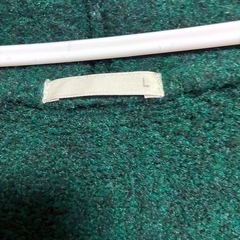 ニットカーディガンの画像