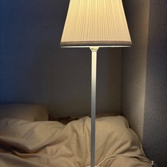 IKEA ライトの画像