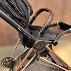 ミオス　　ベビーカー　ローズゴールド　ブラックの画像
