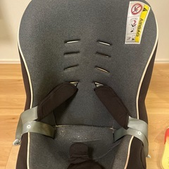combiチャイルドシート（新生児用クッション付き）の画像