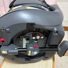 Aprica製車用チャイルドシートの画像