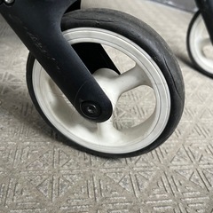 cybex LIBELLE 初代（2020年）
モデルの画像