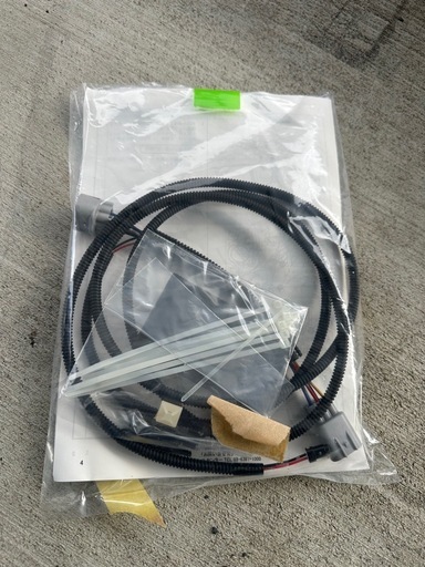 新品未使用！ルーミーモデリスタLED付きエアロ