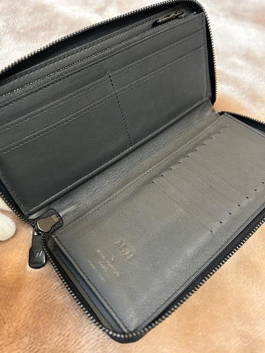 ルイヴィトンLOUIS VUITTON ルイ・ヴィトン ルイ・ビトン ルイビトンモノグラム アンプラント ジッピーウォレット黒色系