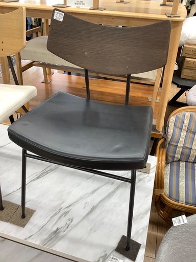 家具 SQUARE ROOTS SOLI CHAIR SEARED OAK BK LEATHER