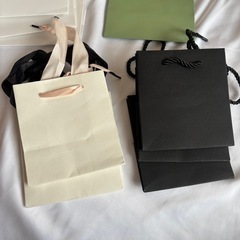 【お取引中】紙袋　手提げ袋　ラッピング用品　11枚の画像