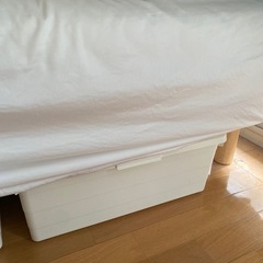 無印ベッド　脚付マットレス　引き出し付きの画像