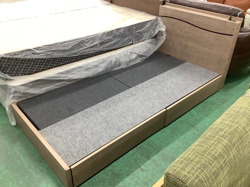 家具ならトレファク吉川店！！   Sealy  シングルベッド