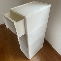 すき間収納 引き出しの画像