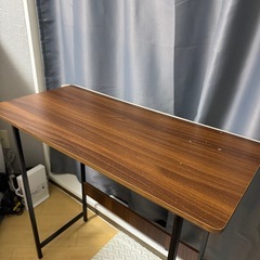 布団／マットレス／椅子／テーブルの画像