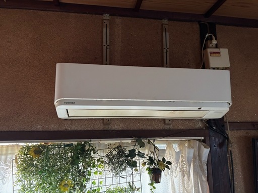 決まりました。
エアコン2台 