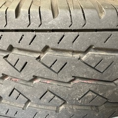 165R13 8PRタイヤ4本アルミ付きの画像