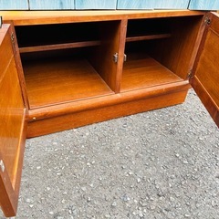 頑丈な木製台の画像