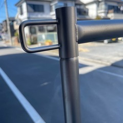 f●■ハンガーラック キャスター付き【幅86×奥行45×高さ111〜166cm/キャスター含まない】1個2000円/在庫2個の画像