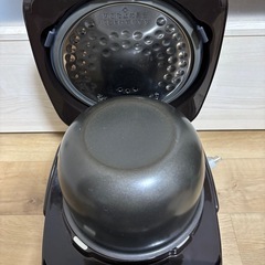 急募‼️象印　炊飯器3合炊きの画像