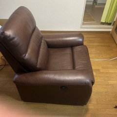 ニトリ電動ソファーの画像