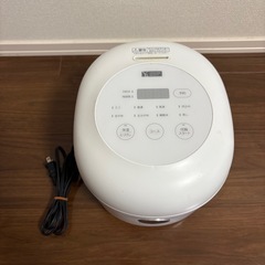 YAMADASELECT(ヤマダセレクト) YRCM05H1 ヤマダオリジナル3合炊きマイコンジャー炊飯器 0.54L アーバンホワイトの画像