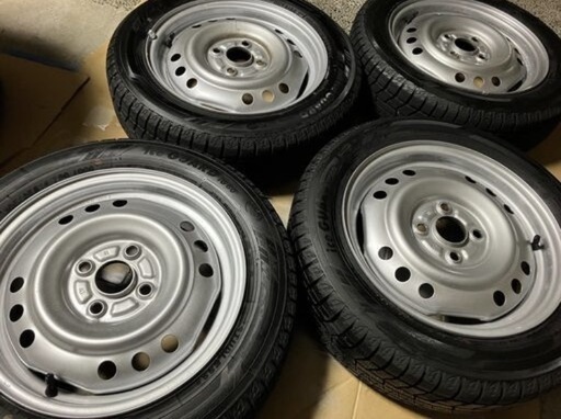 軽自動車用　★新品みたいなバリ山スタッドレス4本 ★155-65/14