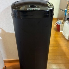 キッチンゴミ箱の画像