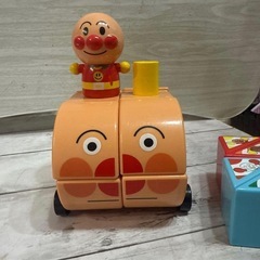 アンパンマン号 磁石でぱちっとひらめきキューブの画像