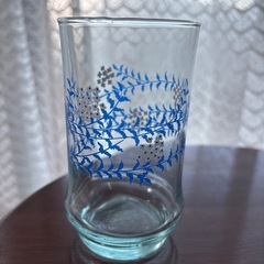 ガラスコップ4点の画像