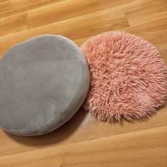 クッション　4点セットの画像