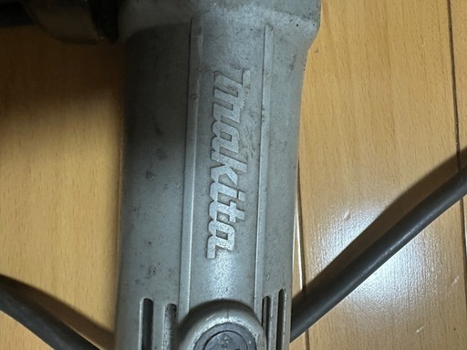 中古品　動作確認済　電動工具　Makita グラインダー