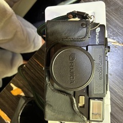 FUJICA フィルムカメラ レトロカメラ ケース付きの画像