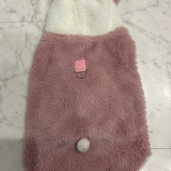 犬服 フード付き ピンクとホワイトの画像