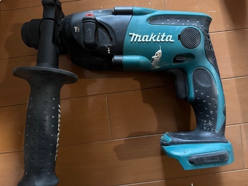 中古品　汚れ有　箱に破損あり　Makita 電動ハンマードリル コードレス