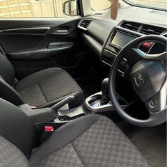 愛知発★ホンダフィット 車検付 GK3 プレミアムホワイトパール の画像