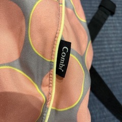 抱っこ紐　コンビの画像