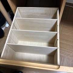 キャスター付引き出しの画像
