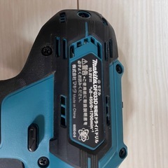 マキタ　充電式ドライバ ドリルDF033Dの画像