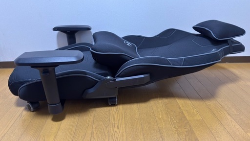 【美品】バウヒュッテ GX-570 ゲーミング座椅子 ブラック 9,000円 引き取り限定早い者勝ち！