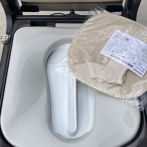 【未使用品】Panasonic 脱臭プラスチック便座 PN-L23416