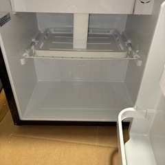 【新品未使用】46L小型冷蔵庫　ホワイトの画像