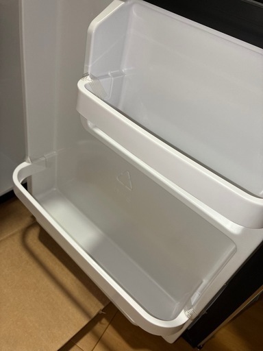 【新品未使用】46L小型冷蔵庫　ホワイト