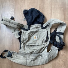 ベビー肌着70〜80センチ　抱っこ紐の画像