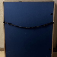 額縁 54×57㎝ 木製 中古の画像